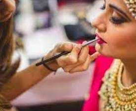 ONLINE COURSE DIPLOMA IN SELF GROOMING & BRIDAL MAKE UP