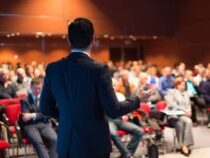 Online Course Certificate in Public Speaking & Presentation Skills